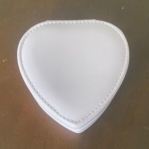 Light pink travel jewelry organizer